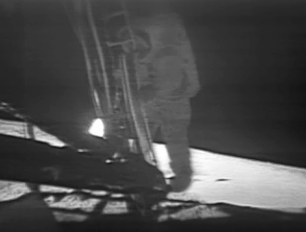 Rocket Men Craig Nelson race to step on moon